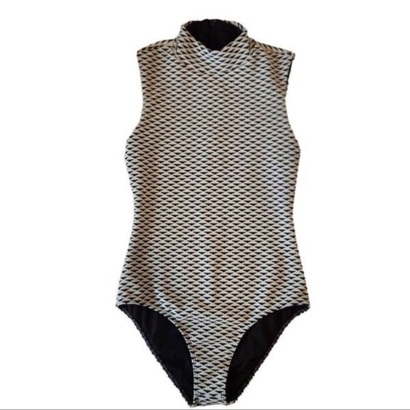 Seea Other - The Seea Leana One Piece